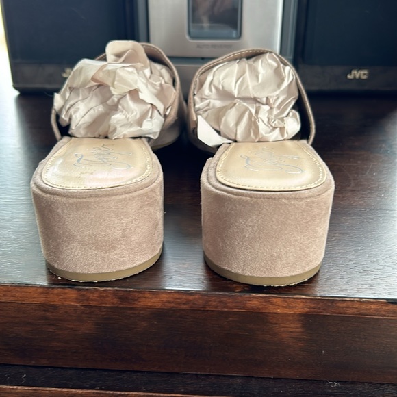 Fergies mule - Picture 3 of 10